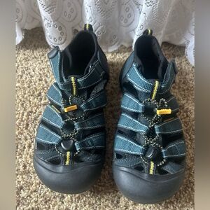 Keen Newport H2 Sandals Boys 5Y Youth Blue/Green Waterproof Big Kids
